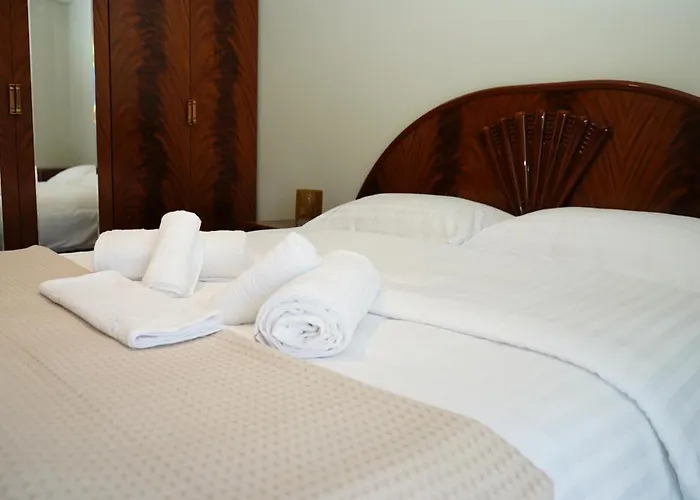 New Bazaar Bliss * تيرانا