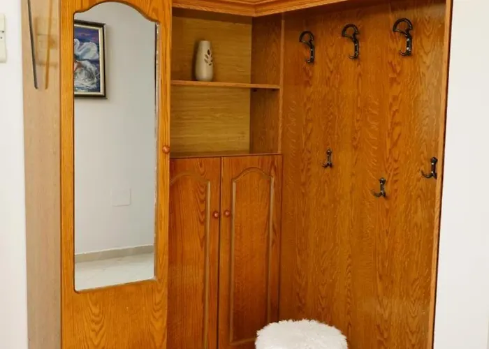 New Bazaar Bliss تيرانا