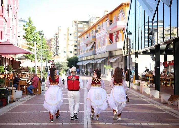 New Bazaar Bliss شقة تيرانا